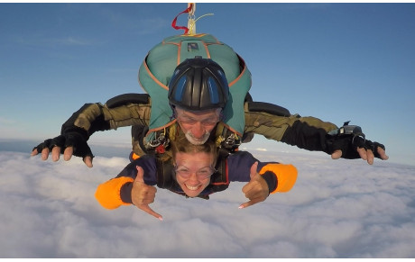 Saut en tandem